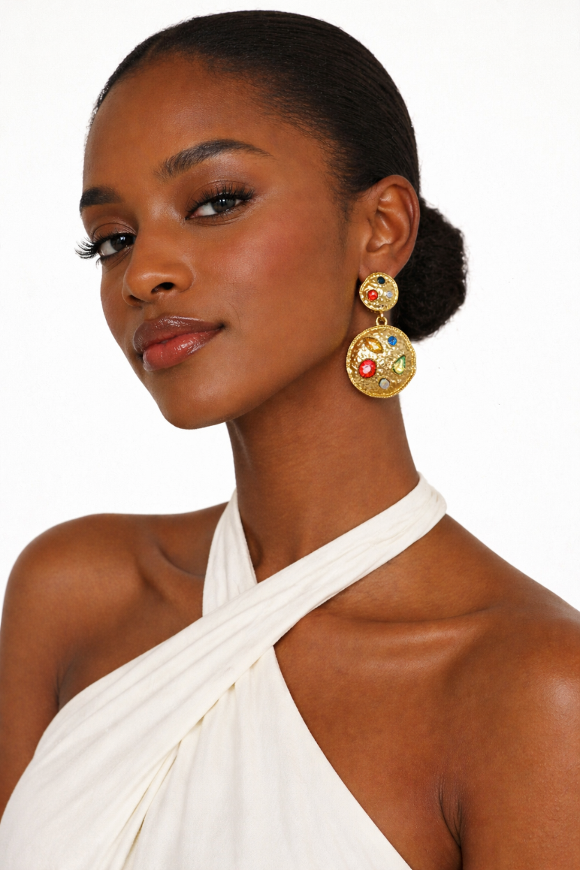 Pendientes Dorados con Piedras de Colores Elegantes
