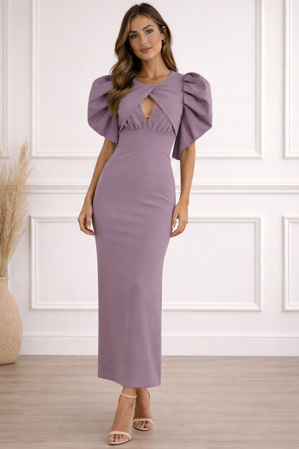 Vestido midi lila con mangas abullonadas